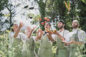 Hostia v ubytovaní Vegan Hotel La Vimea