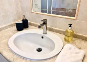 A bathroom at Studio Sant'Antonio