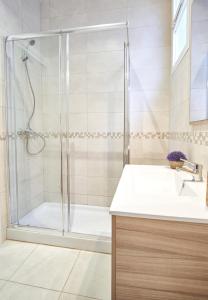 Phòng tắm tại Segura Riverside Dream by Valcambre