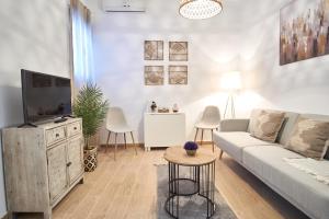Telewizja i/lub zestaw kina domowego w obiekcie Segura Riverside Dream by Valcambre