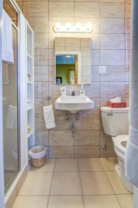 Gite Au P'tit Manoir B&B tesisinde bir banyo