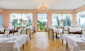 En restaurang eller annat matställe på Wittelsbacher Hof Swiss Quality Hotel