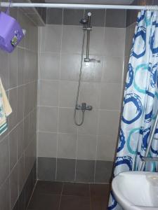 Guest House „Ivanovata house” tesisinde bir banyo