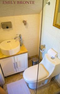 Ένα μπάνιο στο Hotel Brighton