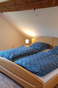 Postel nebo postele na pokoji v ubytování Ferienwohnung Krahm