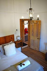 Gallery image of FlowerBox Cottages in Mossel Bay