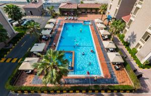 Bazén v ubytování Boudl Gardenia Resort nebo v jeho okolí