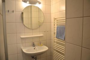 Kylpyhuone majoituspaikassa Villa Inge Appartement 1