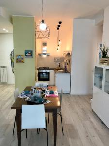 Foto dalla galleria di AzzurRomare Flat apartment a Lido di Ostia