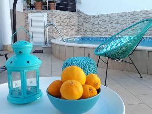Bazén v ubytovaní Apartments Villa Holiday alebo v jeho blízkosti