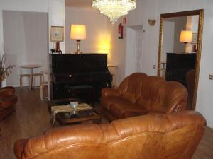 Gallery image of Hostal Riesco in Madrid