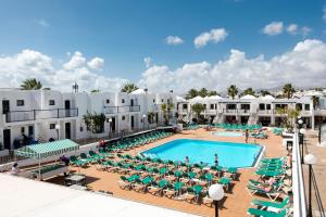 Basen w obiekcie Bitacora Lanzarote Club lub w pobliżu