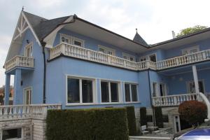 Gallery image of Blue Villa Appartement House in Hévíz