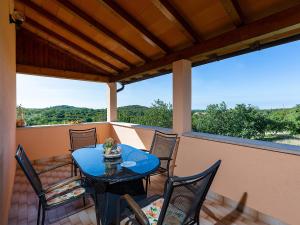 Balkoni atau teres di Apartments Alice Green Oasis -