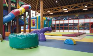 Der Kid's Club in der Unterkunft El Alfoz de Burgos