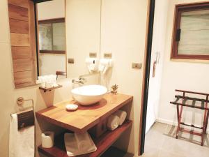 Koupelna v ubytování Maki Hotel