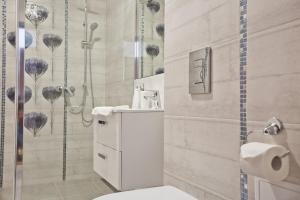 Kúpeľňa v ubytovaní R&B APARTMENTS POZNAŃ + 37 fotografií