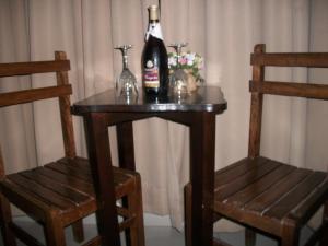 Nápoje v ubytování Suites El Parque + 24 fotografií