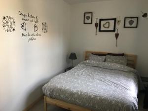 Fotografie z fotogalerie ubytování Appartement impeccable en centre ville v destinaci Givet + 7 fotografií