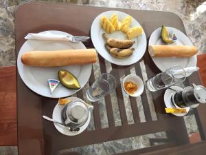 Các lựa chọn bữa sáng cho khách tại Tam Coc Victoria Hotel