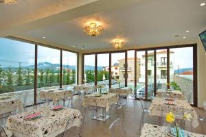 Vue générale sur la montagne ou vue sur la montagne depuis l'hôtel
