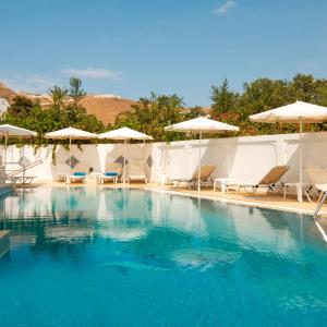 Piscine de l'établissement Glaros Hotel ou située à proximité