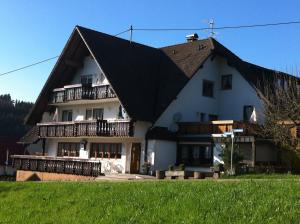 Gallery image of Gasthof Richebächli in Elzach