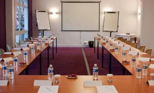 Konferenční prostory v ubytování BRIT HOTEL Confort Le Limouzi TULLE