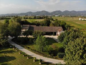 an aerial view of a house with a garden at B&B Ca' Cinel Asolo in Asolo