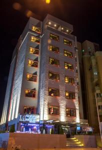 Gallery image of Flowery Holiday Suites in Kuwait