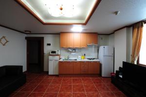 Dapur atau dapur kecil di Hi Hotel