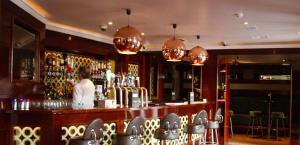 Lounge oder Bar in der Unterkunft Tralee Benners Hotel