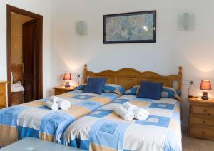 Gallery image of Apartamentos Vista al Puerto in Cala Figuera