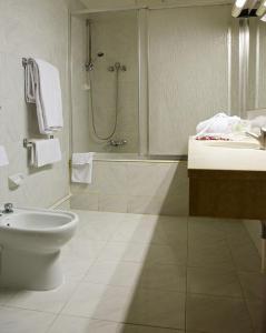 Koupelna v ubytování Hotel Europa