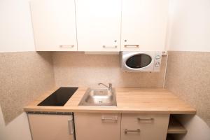 Kuchnia lub aneks kuchenny w obiekcie Pension Waldruh - Tannenheim