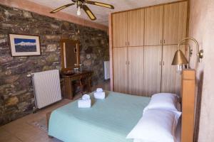 Postel nebo postele na pokoji v ubytování Faris Hotel