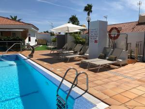 Bazén v ubytování Alsol Los Leones Bungalows - Adults Only nebo v jeho okolí