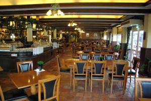 Hotel De Druiventrosにあるレストランまたは飲食店