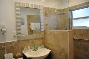 Koupelna v ubytování Best Florida Resort + 26 fotografií