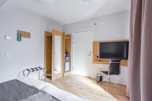 Μια τηλεόραση ή/και κέντρο ψυχαγωγίας στο Hotel Spekeröd