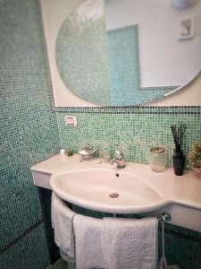 A bathroom at Il Giardino dei Frati