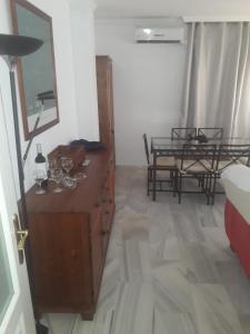 Posteľ alebo postele v izbe v ubytovaní Apartamento Omar Playa
