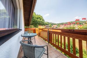 Gallery image of Hotel Restaurant Haus Waldesruh in Eppenbrunn +11 photos