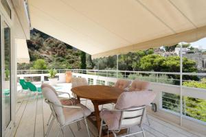 Fotografie z fotogalerie ubytování Sea View Dreamy Penthouse in Vouliagmeni v Aténách