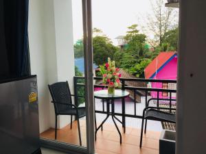 Gallery image of Baba Guest House in Kamala Beach