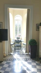 Μια τηλεόραση ή/και κέντρο ψυχαγωγίας στο Paola A Trastevere