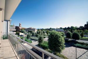 Balkón nebo terasa v ubytování Apart-Hotel la Rocchetta