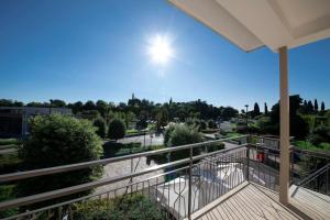 Balkón nebo terasa v ubytování Apart-Hotel la Rocchetta
