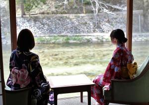 Clients de l'établissement OkutsuHotSpa IkedayaKajikaen
