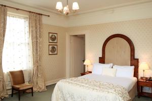 Gallery image of Londonderry Arms Hotel in Carnlough